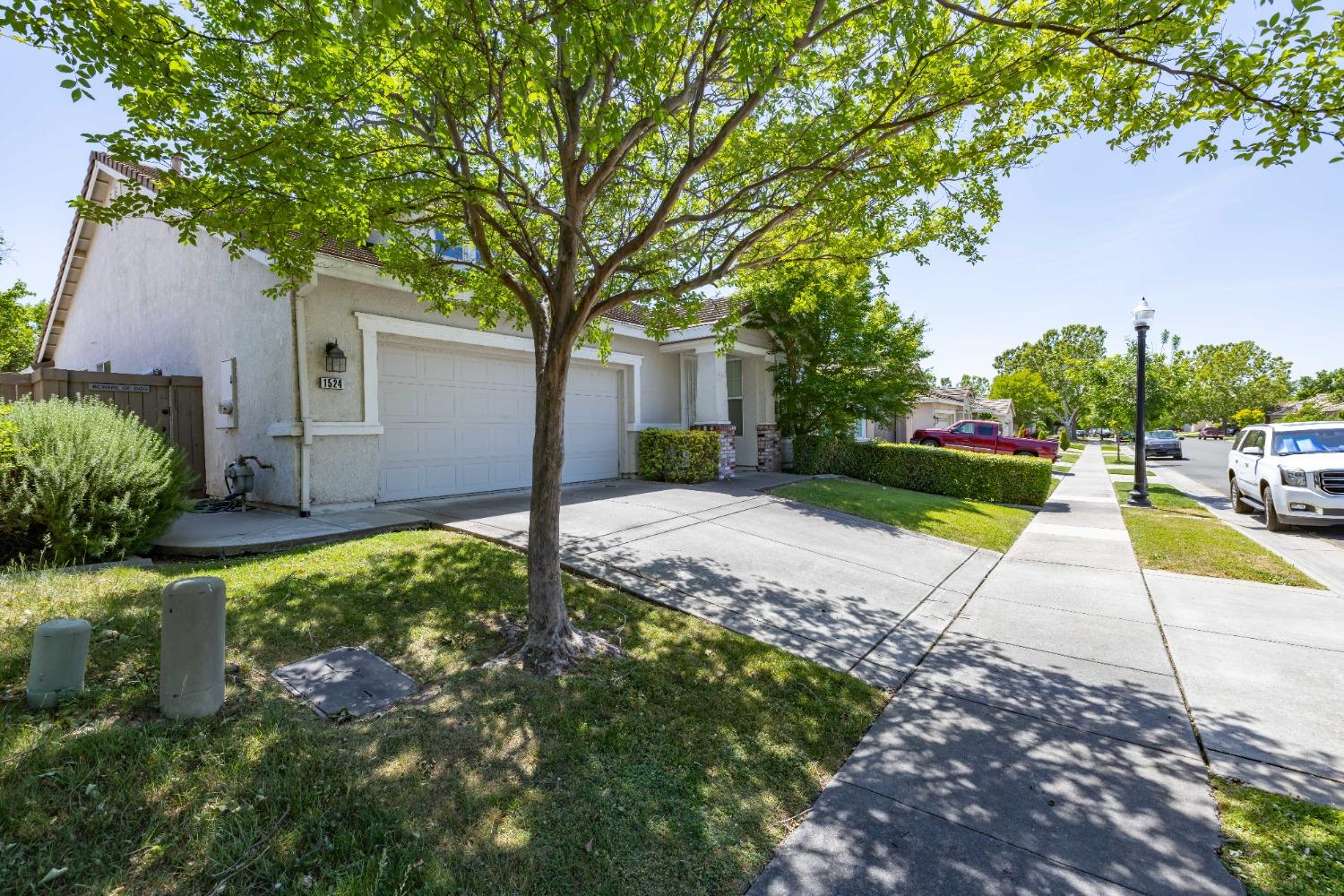 Detail Gallery Image 6 of 36 For 1524 Sandmark Dr, Sacramento,  CA 95835 - 4 Beds | 2 Baths