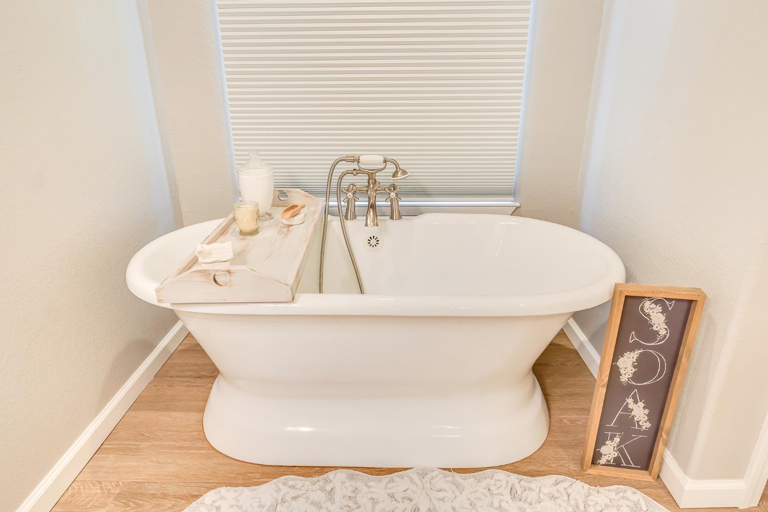 Detail Gallery Image 48 of 63 For 2028 Princeton Ct, Los Banos,  CA 93635 - 3 Beds | 2 Baths