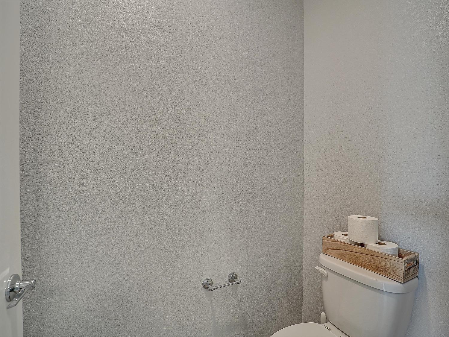 Detail Gallery Image 73 of 97 For 4474 Louvre Ln, Sacramento,  CA 95834 - 4 Beds | 3/1 Baths