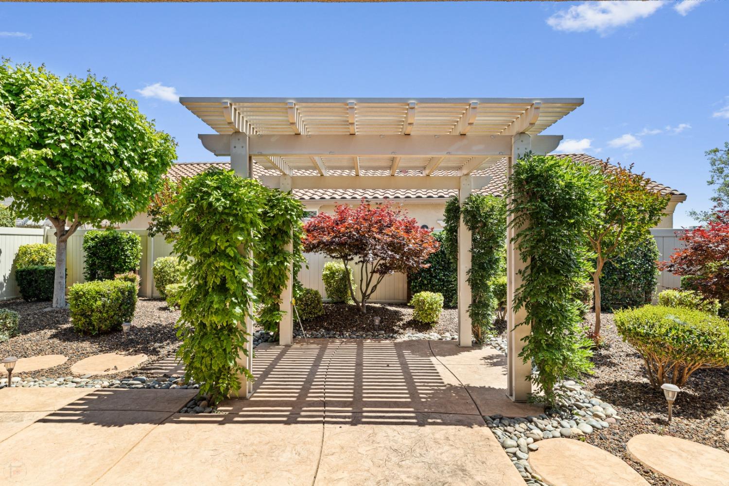 Detail Gallery Image 31 of 82 For 1392 Mill Run Ct, Manteca,  CA 95336 - 3 Beds | 2 Baths