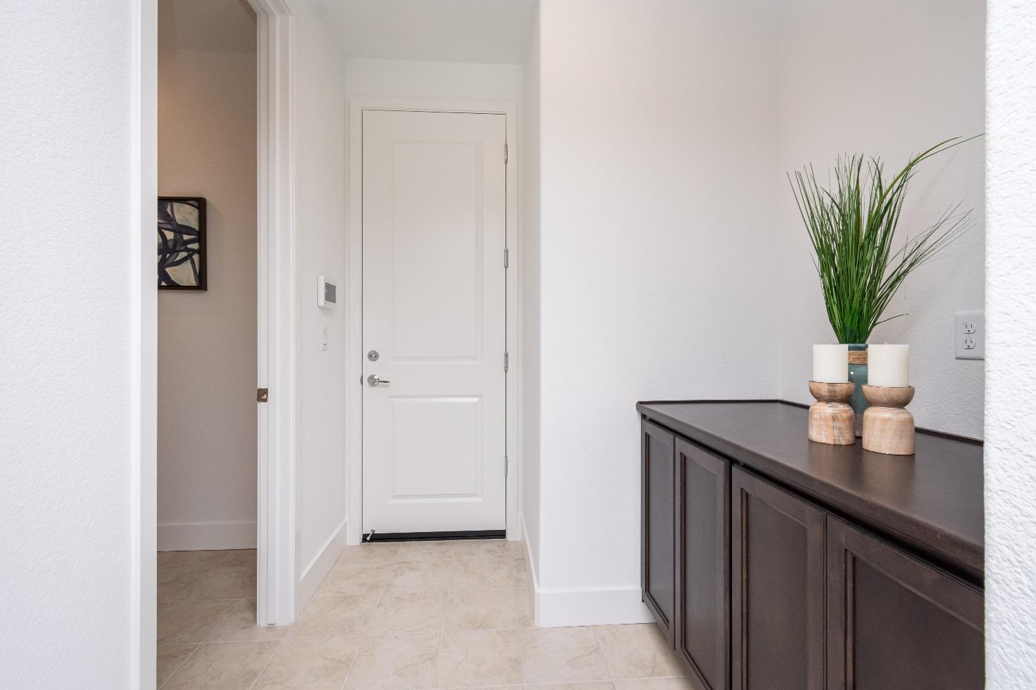 Detail Gallery Image 26 of 49 For 4283 Ranger Dr, Folsom,  CA 95630 - 4 Beds | 3/1 Baths