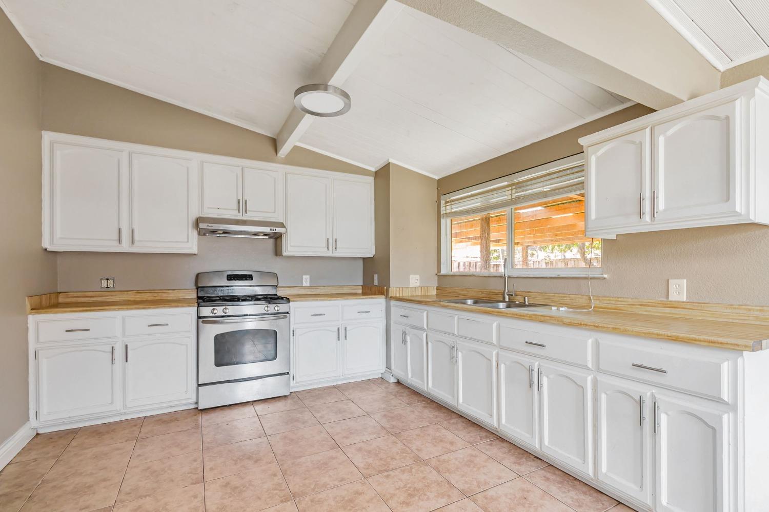 Detail Gallery Image 11 of 33 For 1742 Orlando Dr, San Jose,  CA 95122 - 3 Beds | 1 Baths