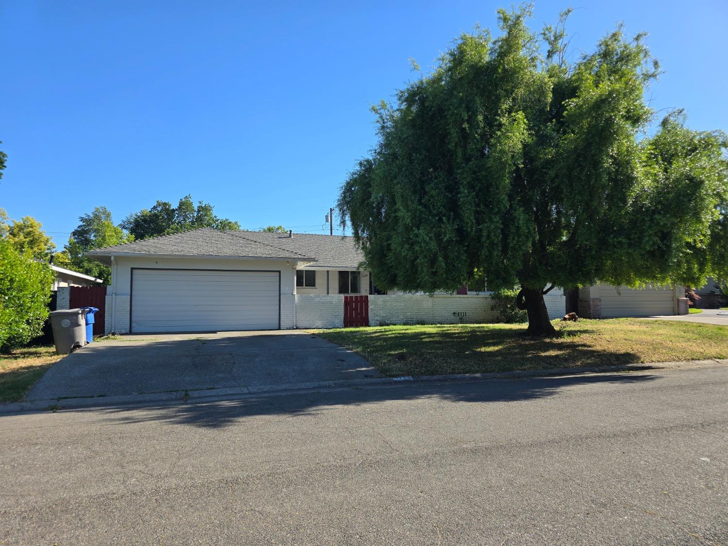 Lucio Lane, Sacramento, California image 1