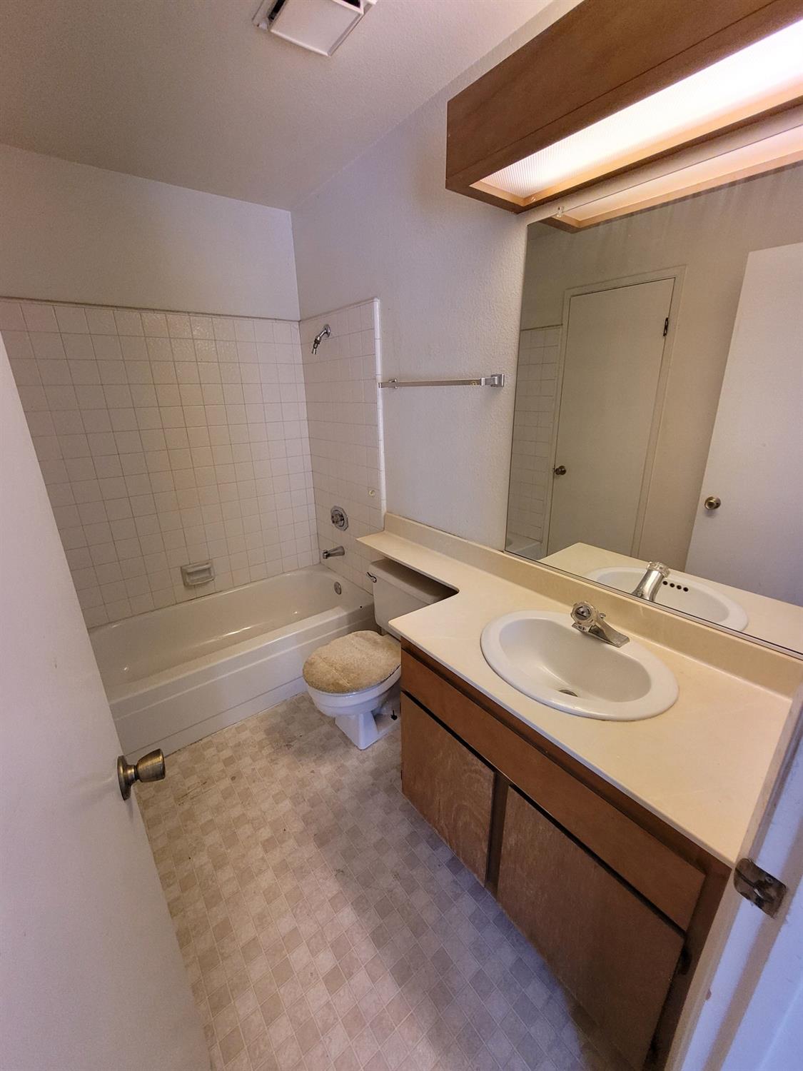 Main Avenue #E, Orangevale, California image 21