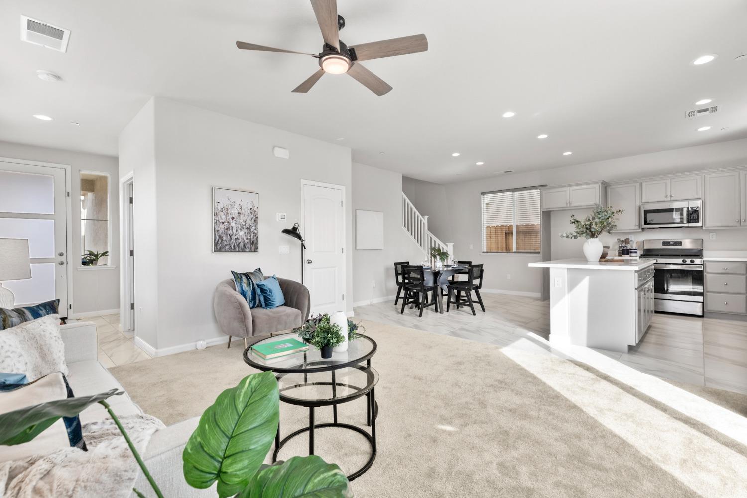 Detail Gallery Image 27 of 36 For 3922 Dedication Dr, Turlock,  CA 95382 - 3 Beds | 2/1 Baths