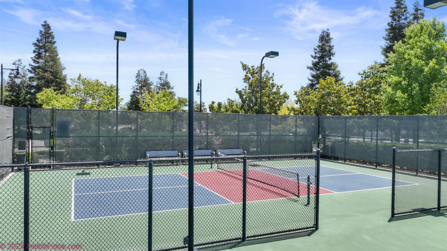 Detail Gallery Image 47 of 82 For 1392 Mill Run Ct, Manteca,  CA 95336 - 3 Beds | 2 Baths