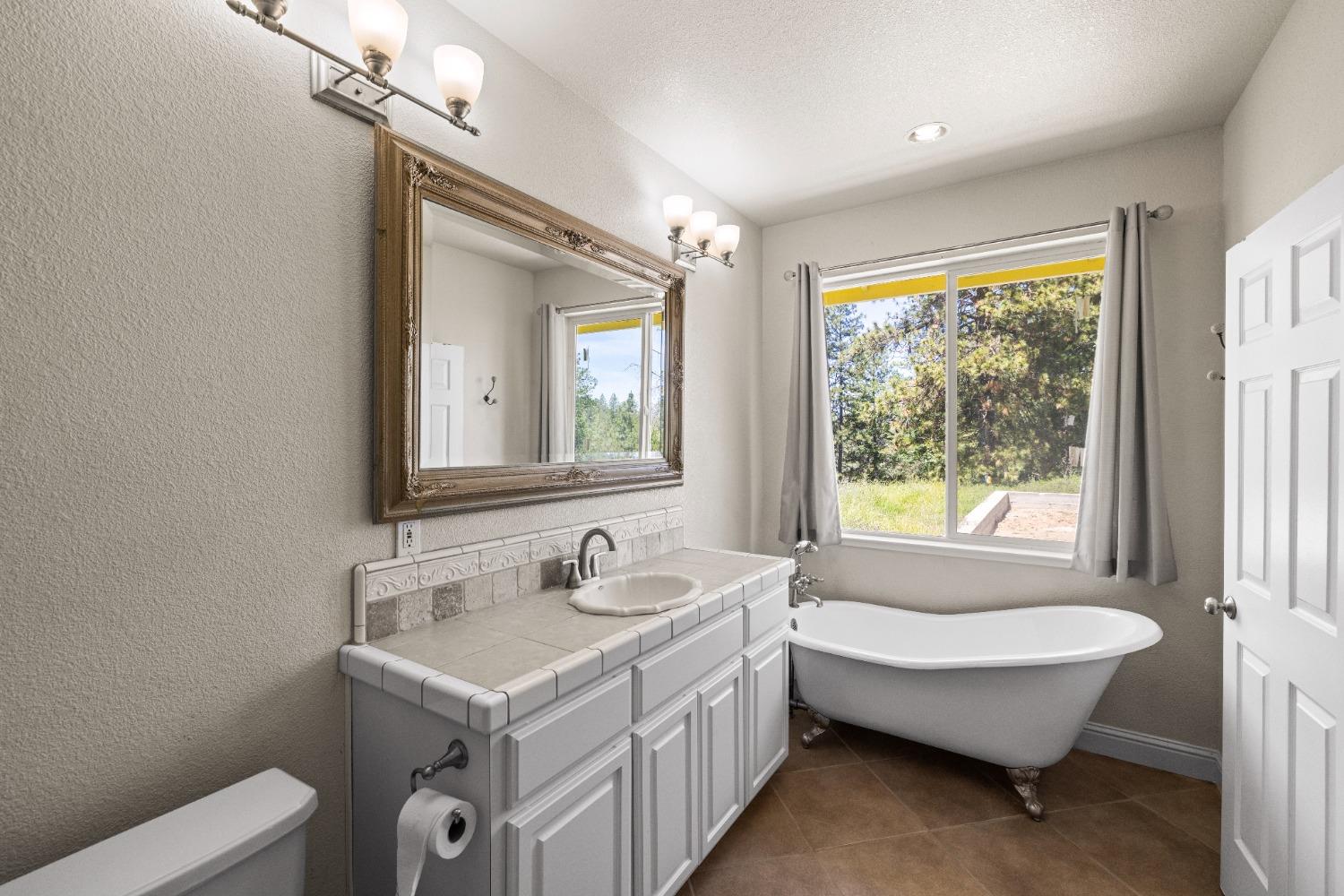 Detail Gallery Image 20 of 38 For 2351 Sand Ridge Rd, Placerville,  CA 95667 - 3 Beds | 2 Baths