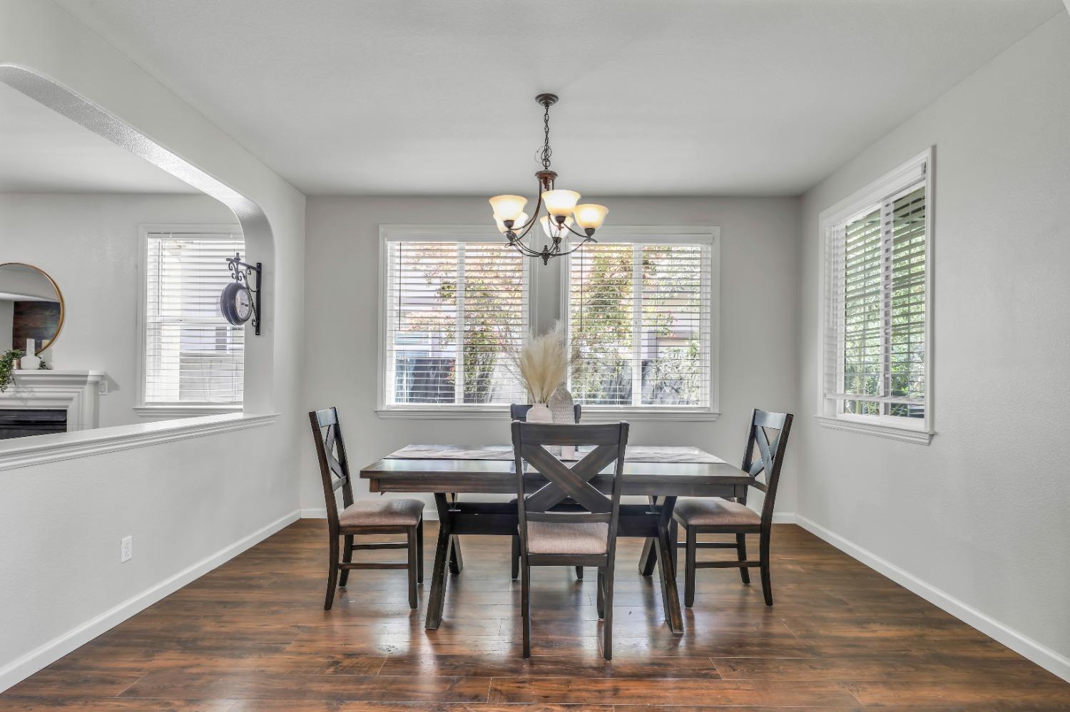 Detail Gallery Image 17 of 64 For 549 Fresian Dr, Oakdale,  CA 95361 - 4 Beds | 3/1 Baths