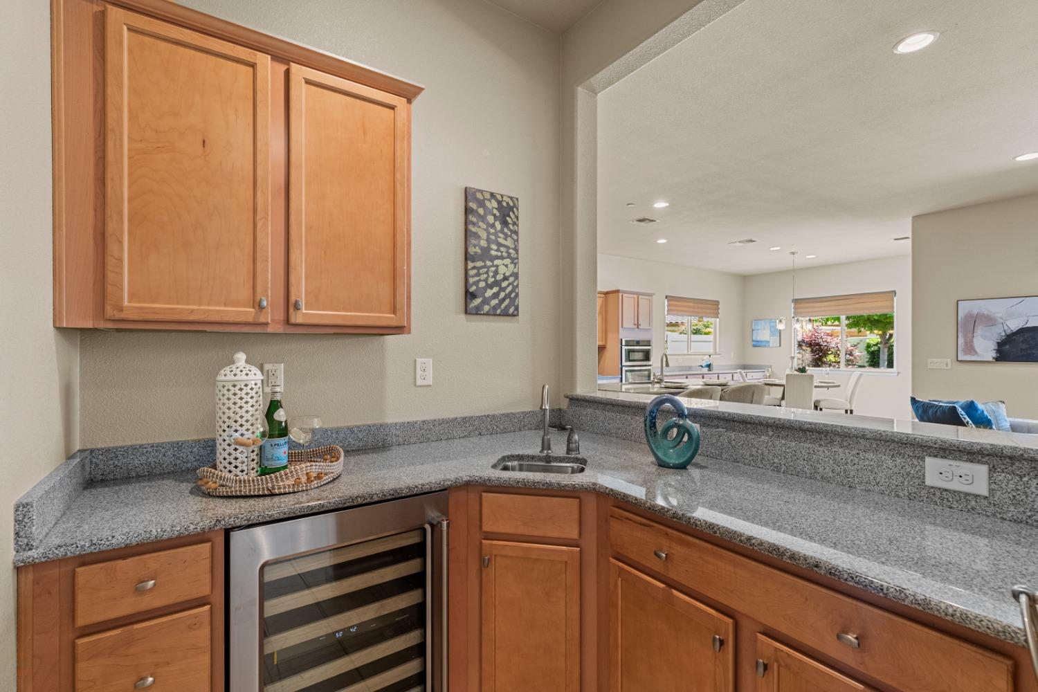 Detail Gallery Image 7 of 82 For 1392 Mill Run Ct, Manteca,  CA 95336 - 3 Beds | 2 Baths