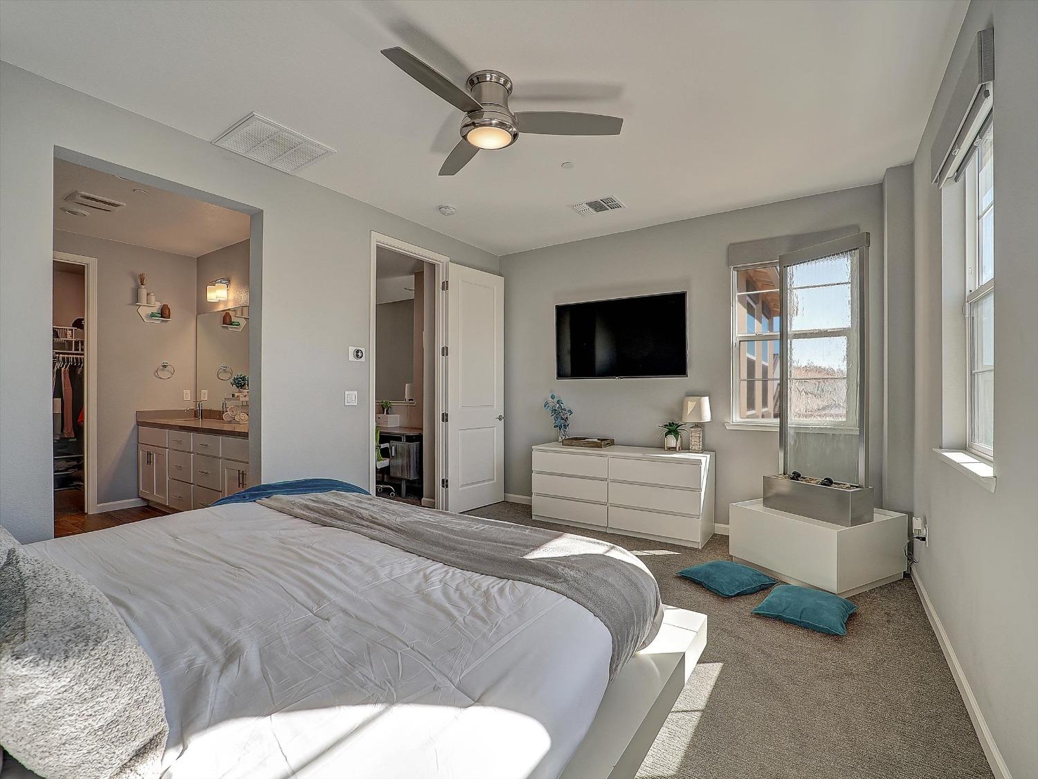 Detail Gallery Image 67 of 97 For 4474 Louvre Ln, Sacramento,  CA 95834 - 4 Beds | 3/1 Baths
