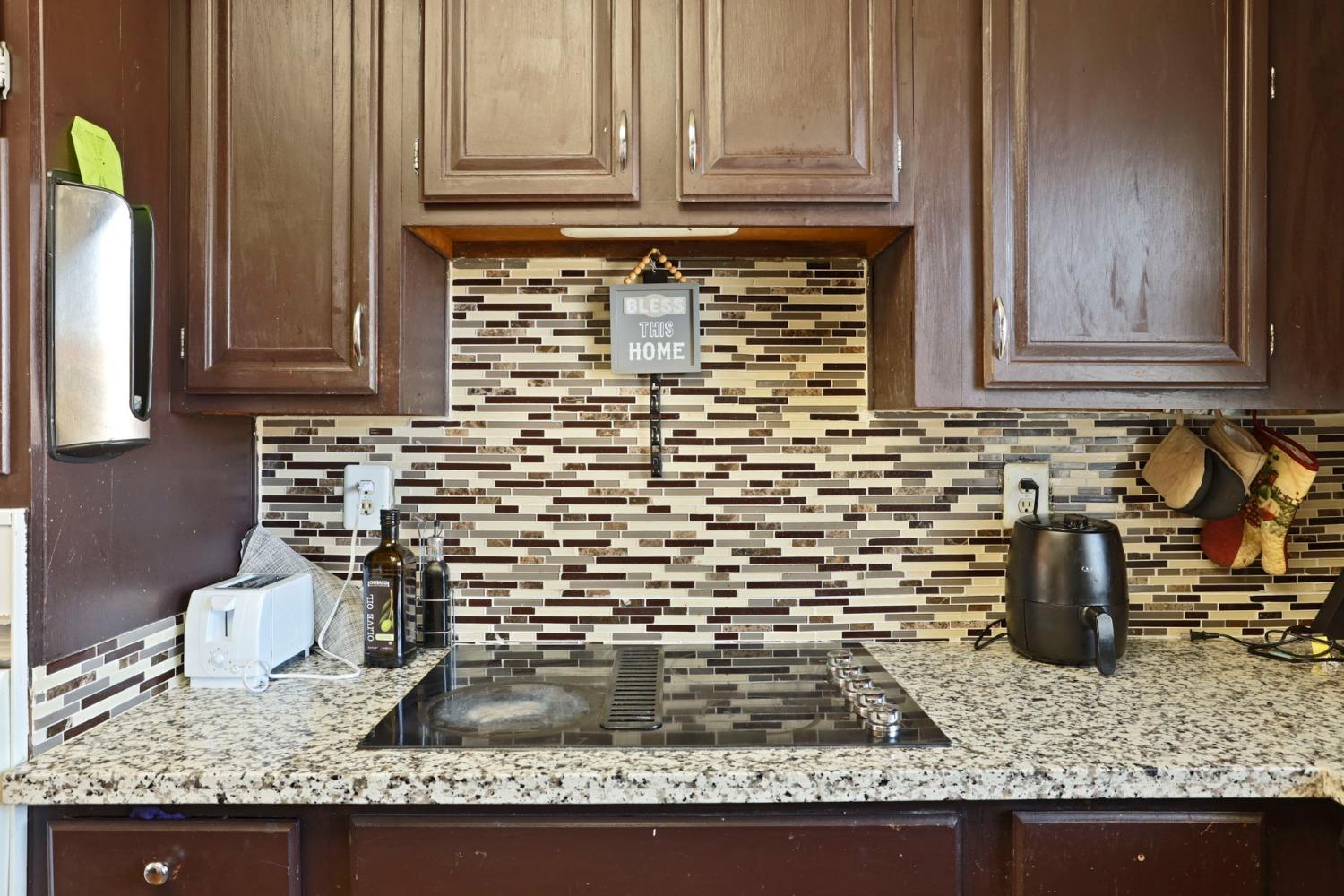Detail Gallery Image 10 of 35 For 1122 Morning Dew Pl, Stockton,  CA 95210 - 3 Beds | 2/1 Baths