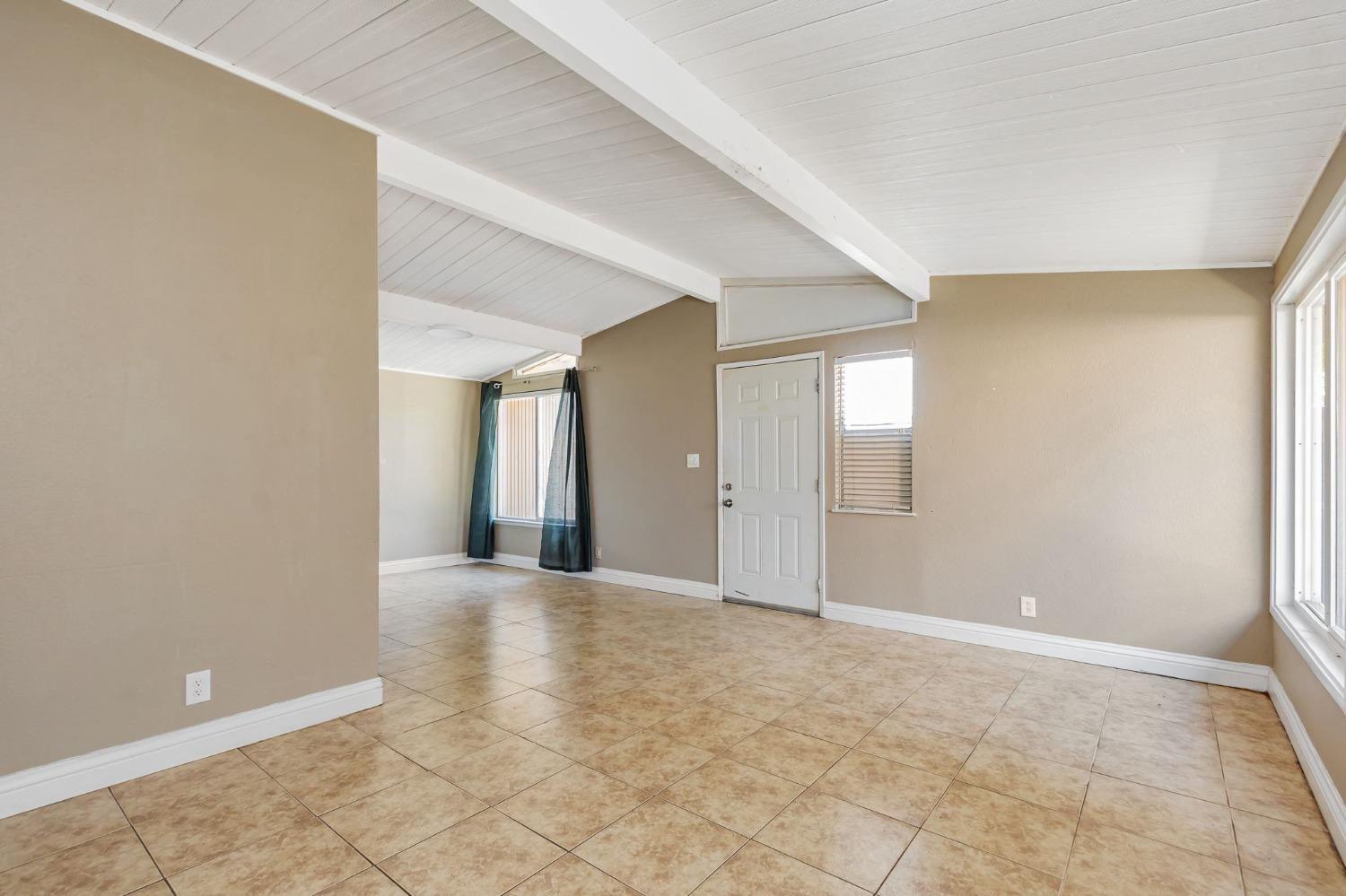 Detail Gallery Image 8 of 33 For 1742 Orlando Dr, San Jose,  CA 95122 - 3 Beds | 1 Baths