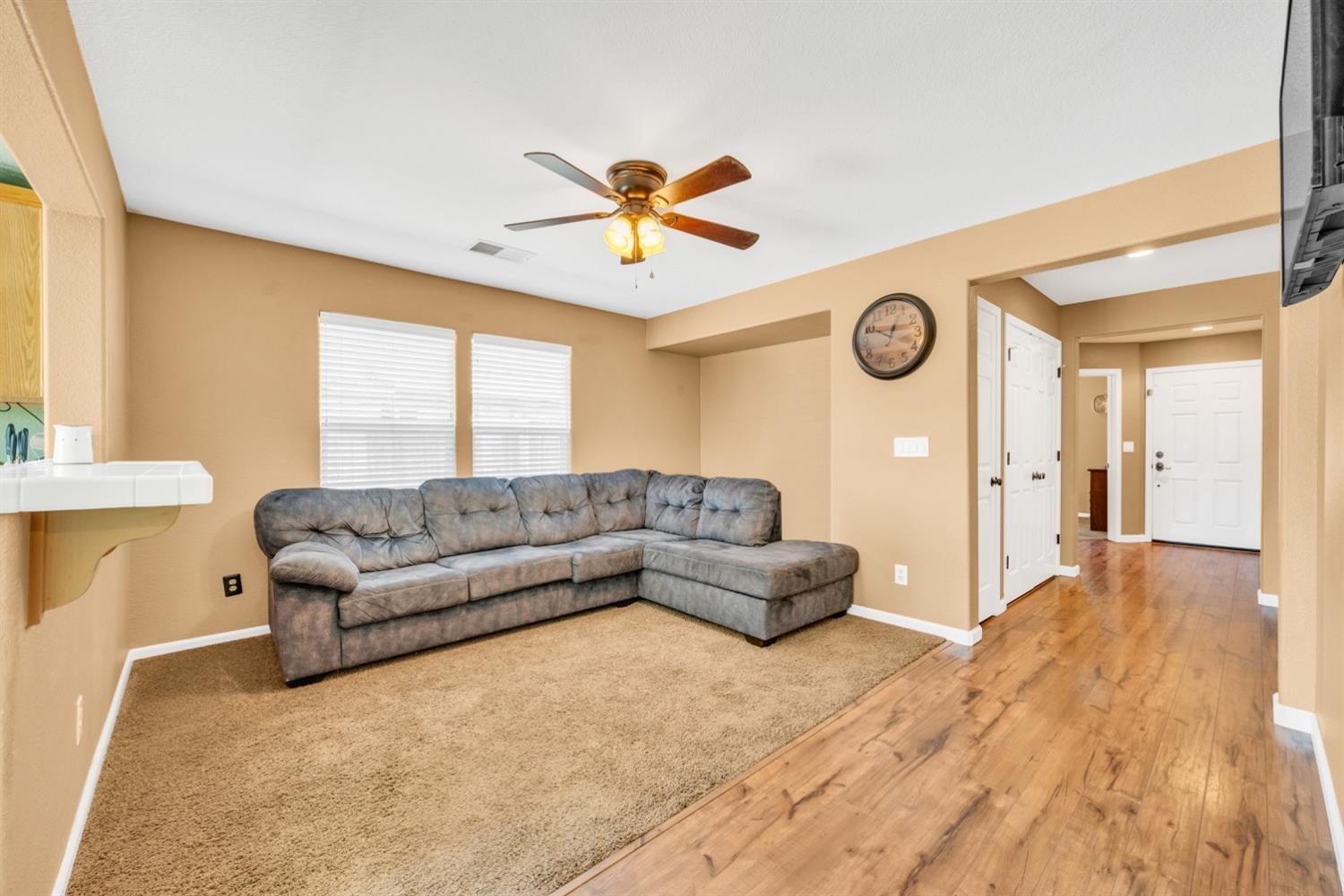Detail Gallery Image 13 of 47 For 1684 Valley Meadows Dr, Olivehurst,  CA 95961 - 3 Beds | 2 Baths
