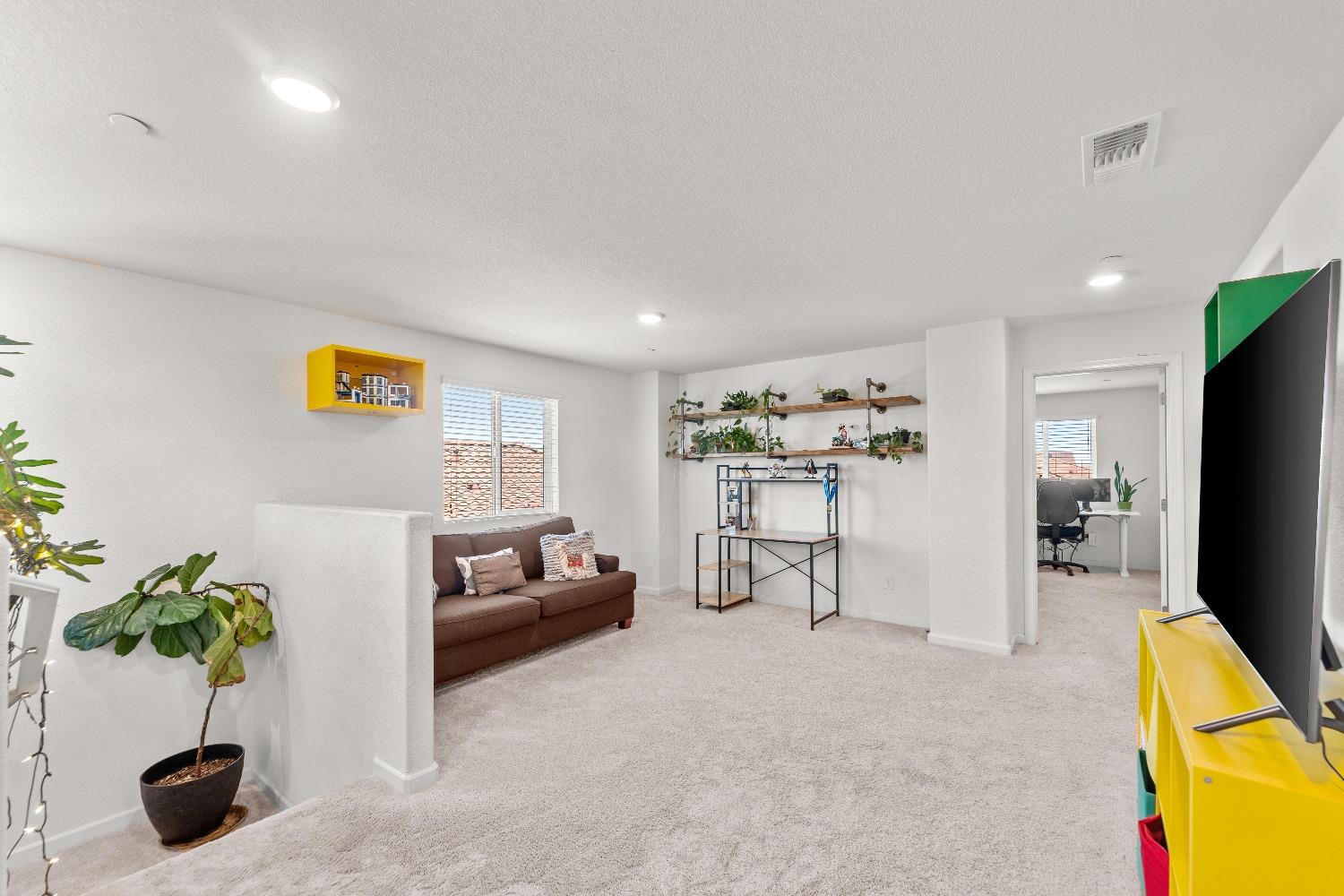 Detail Gallery Image 37 of 49 For 1033 Solstice St, Roseville,  CA 95747 - 4 Beds | 3 Baths