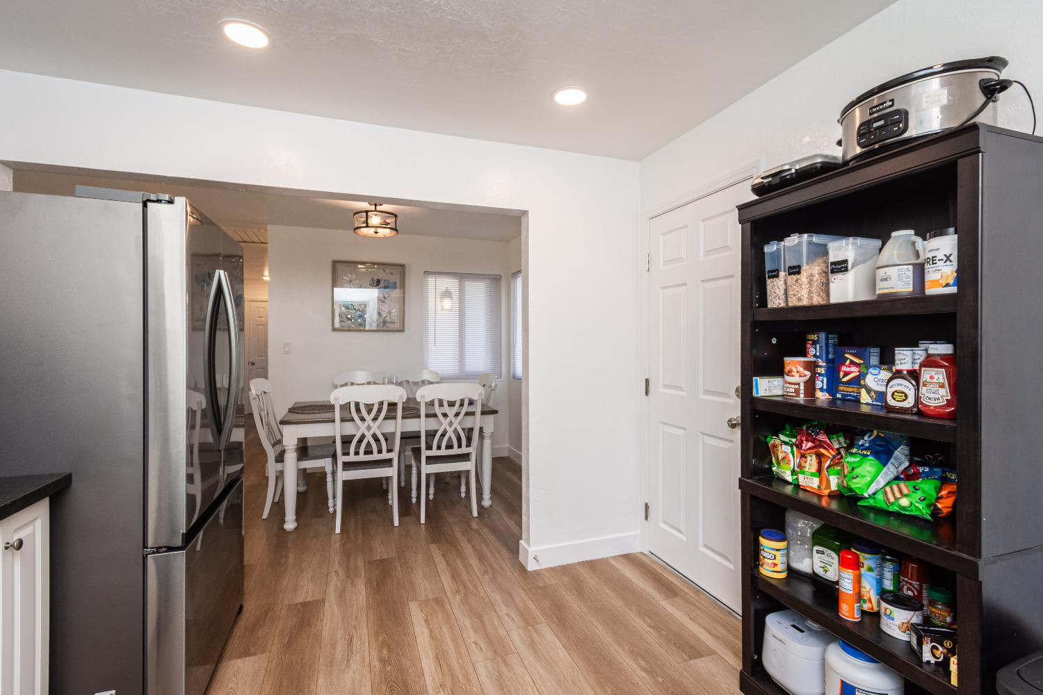 Detail Gallery Image 17 of 48 For 2672 Ellenbrook Dr, Rancho Cordova,  CA 95670 - 3 Beds | 2 Baths
