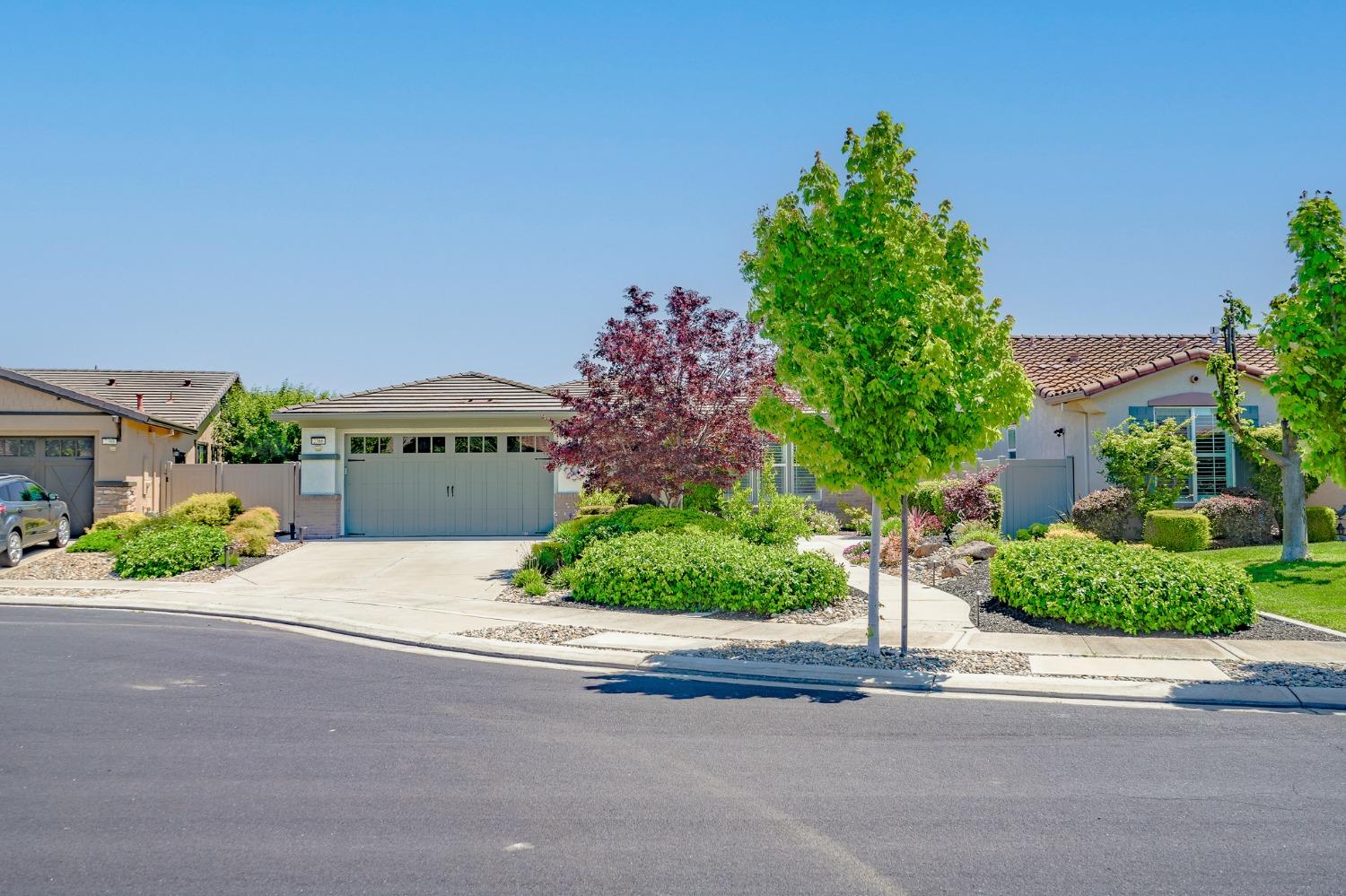 Detail Gallery Image 3 of 66 For 2386 Birdsong Pl, Manteca,  CA 95336 - 2 Beds | 2 Baths