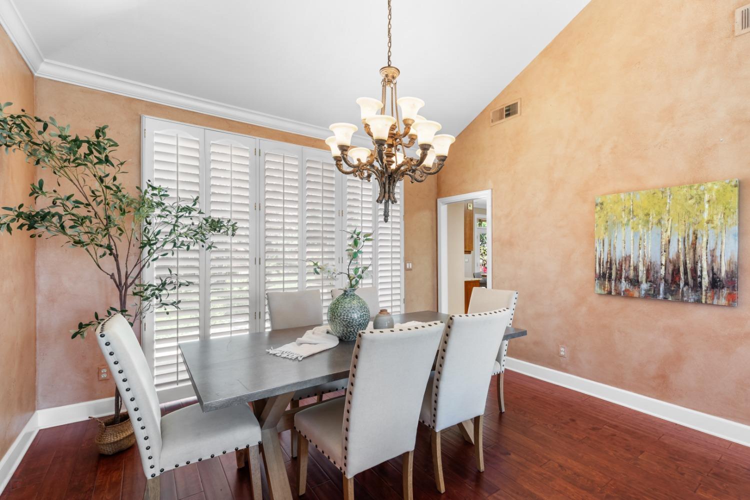 Detail Gallery Image 17 of 84 For 5036 Spanish Bay Cir, Stockton,  CA 95219 - 4 Beds | 3 Baths