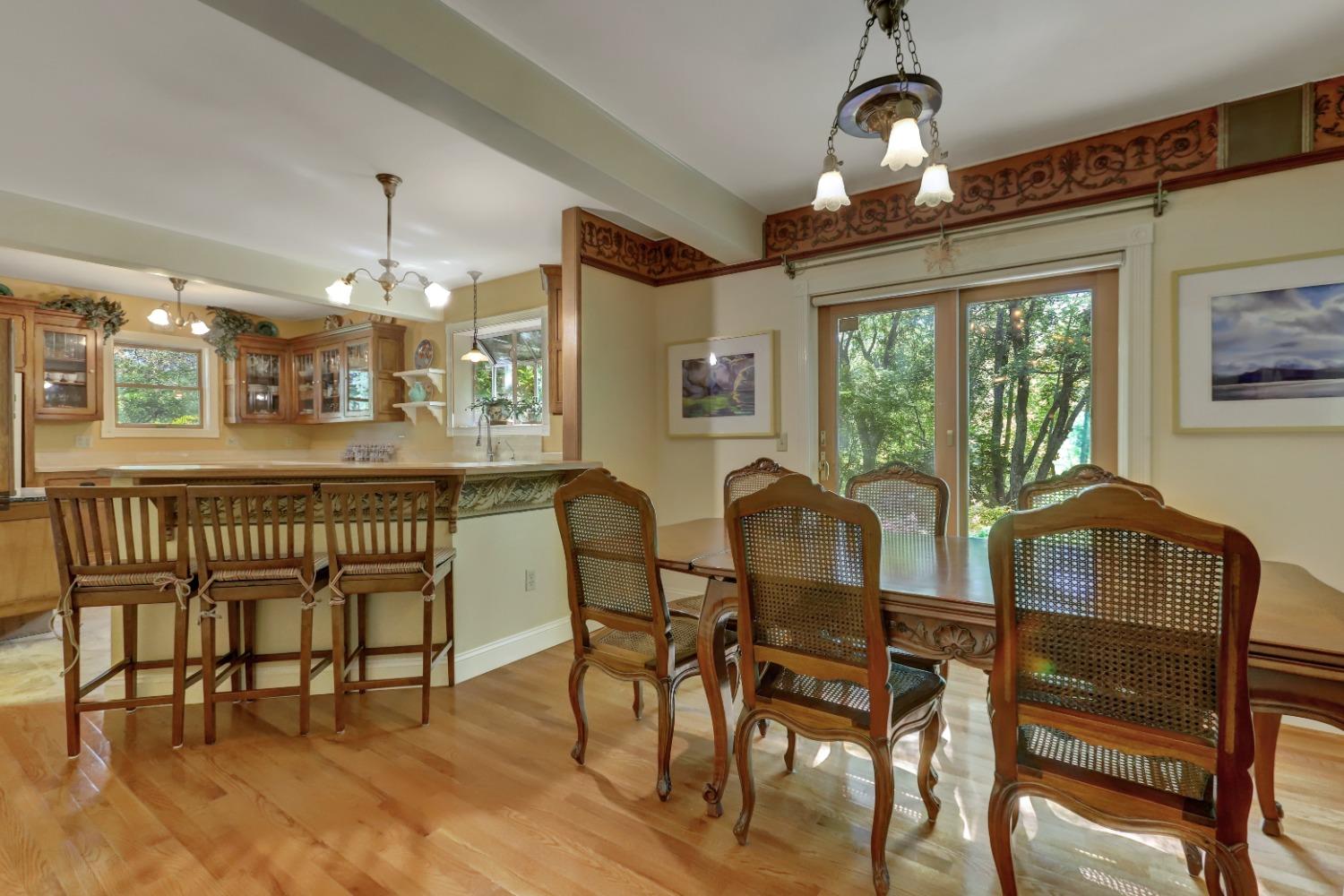 Detail Gallery Image 12 of 99 For 14511 Clear Creek Pl, Grass Valley,  CA 95949 - 3 Beds | 2 Baths