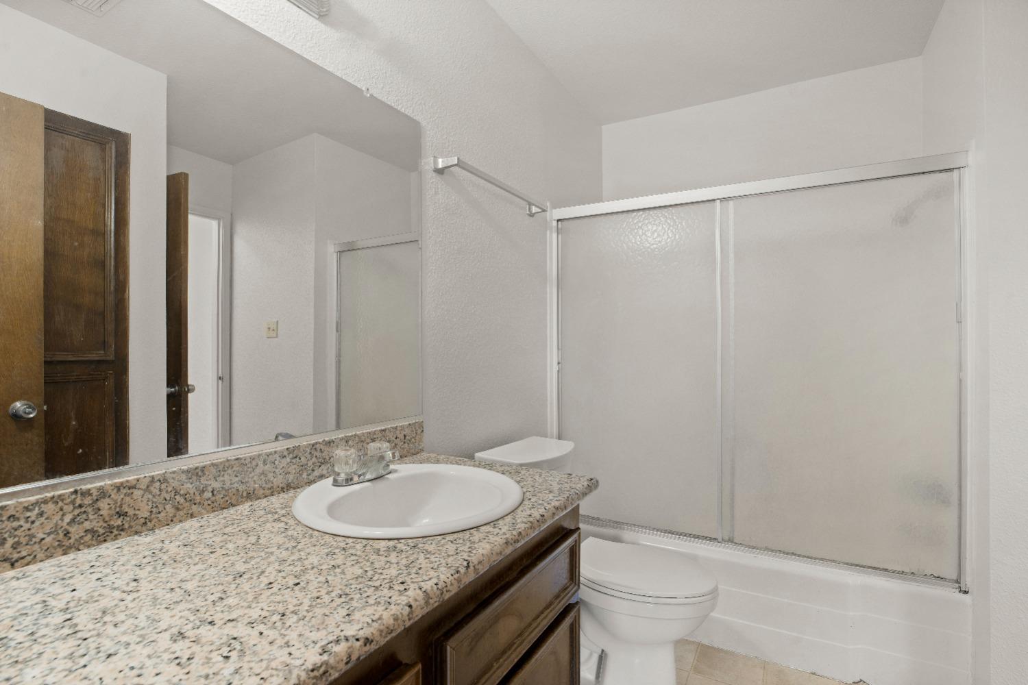 Detail Gallery Image 16 of 23 For 3014 Thimbleberry Ln, Modesto,  CA 95354 - – Beds | – Baths