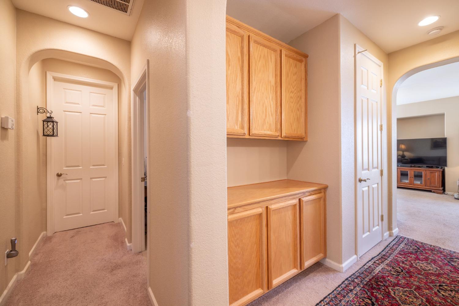 Detail Gallery Image 34 of 36 For 1524 Sandmark Dr, Sacramento,  CA 95835 - 4 Beds | 2 Baths
