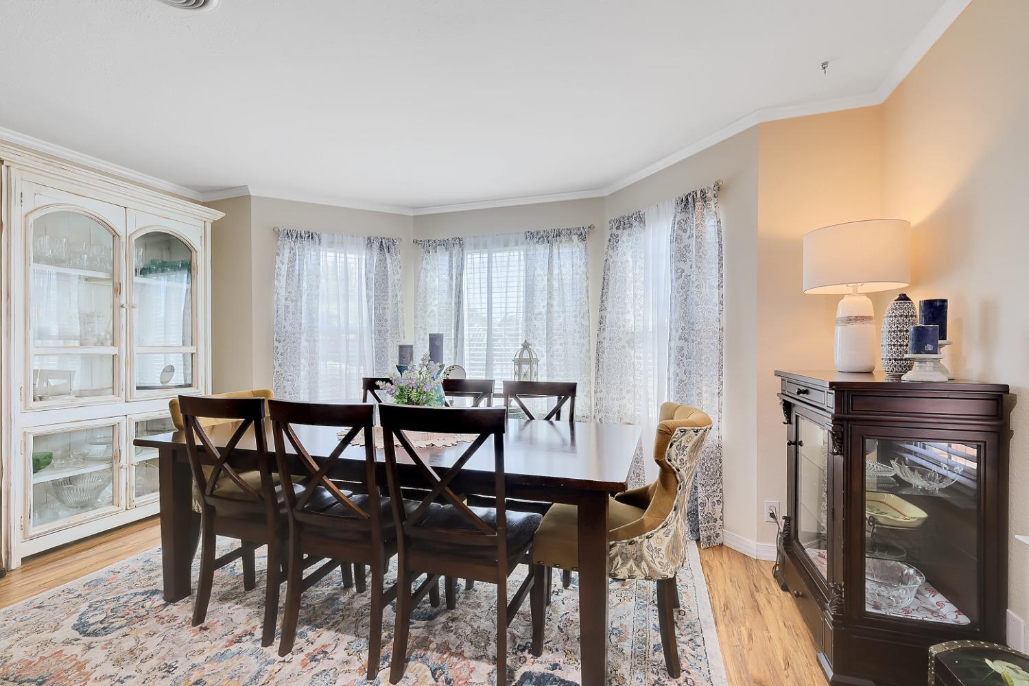 Detail Gallery Image 5 of 24 For 1722 Clark Ave, Yuba City,  CA 95991 - 3 Beds | 2 Baths