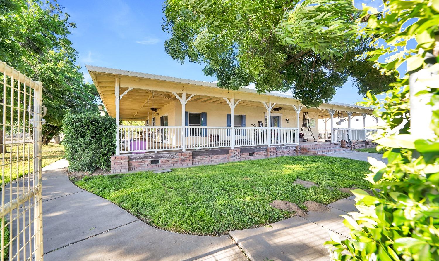 Detail Gallery Image 14 of 34 For 6630 Foote Rd, Ceres,  CA 95307 - 5 Beds | 3 Baths