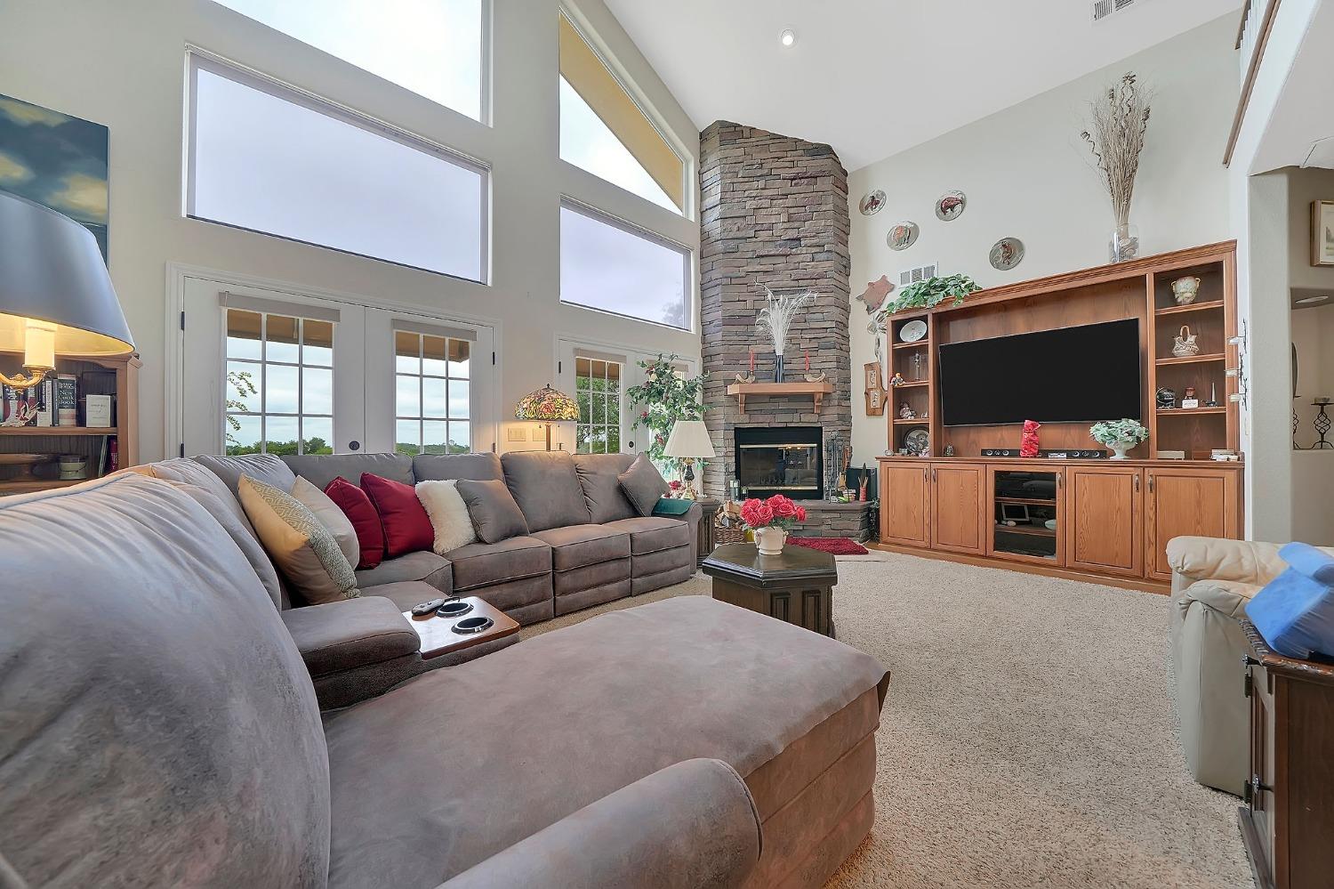 Detail Gallery Image 10 of 36 For 1750 Quail Oaks Ct, Valley Springs,  CA 95245 - 3 Beds | 2/1 Baths