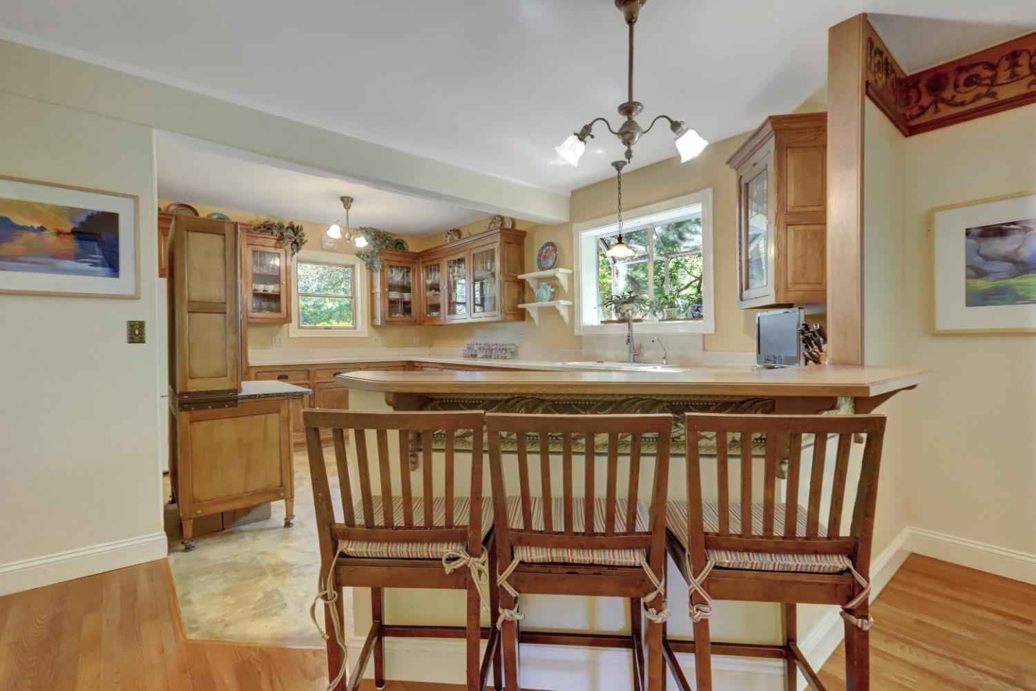 Detail Gallery Image 13 of 99 For 14511 Clear Creek Pl, Grass Valley,  CA 95949 - 3 Beds | 2 Baths