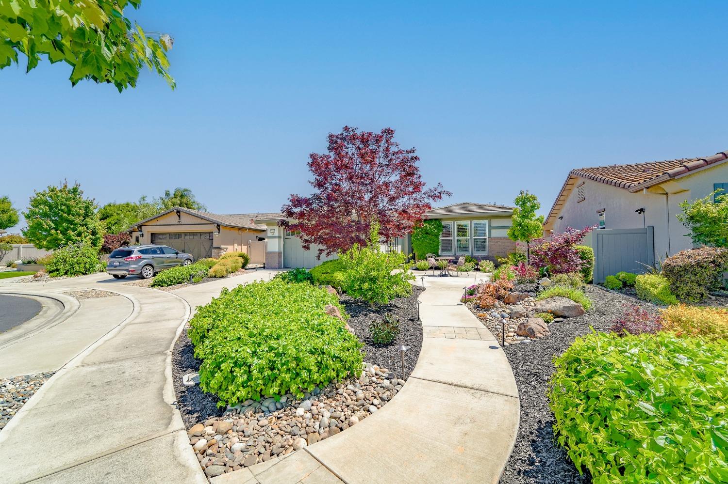 Detail Gallery Image 4 of 66 For 2386 Birdsong Pl, Manteca,  CA 95336 - 2 Beds | 2 Baths