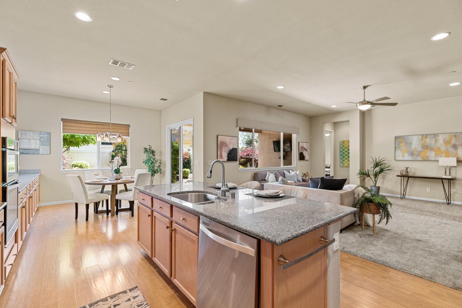 Detail Gallery Image 16 of 82 For 1392 Mill Run Ct, Manteca,  CA 95336 - 3 Beds | 2 Baths