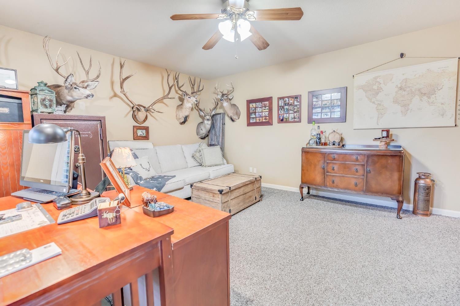 Detail Gallery Image 34 of 63 For 2028 Princeton Ct, Los Banos,  CA 93635 - 3 Beds | 2 Baths