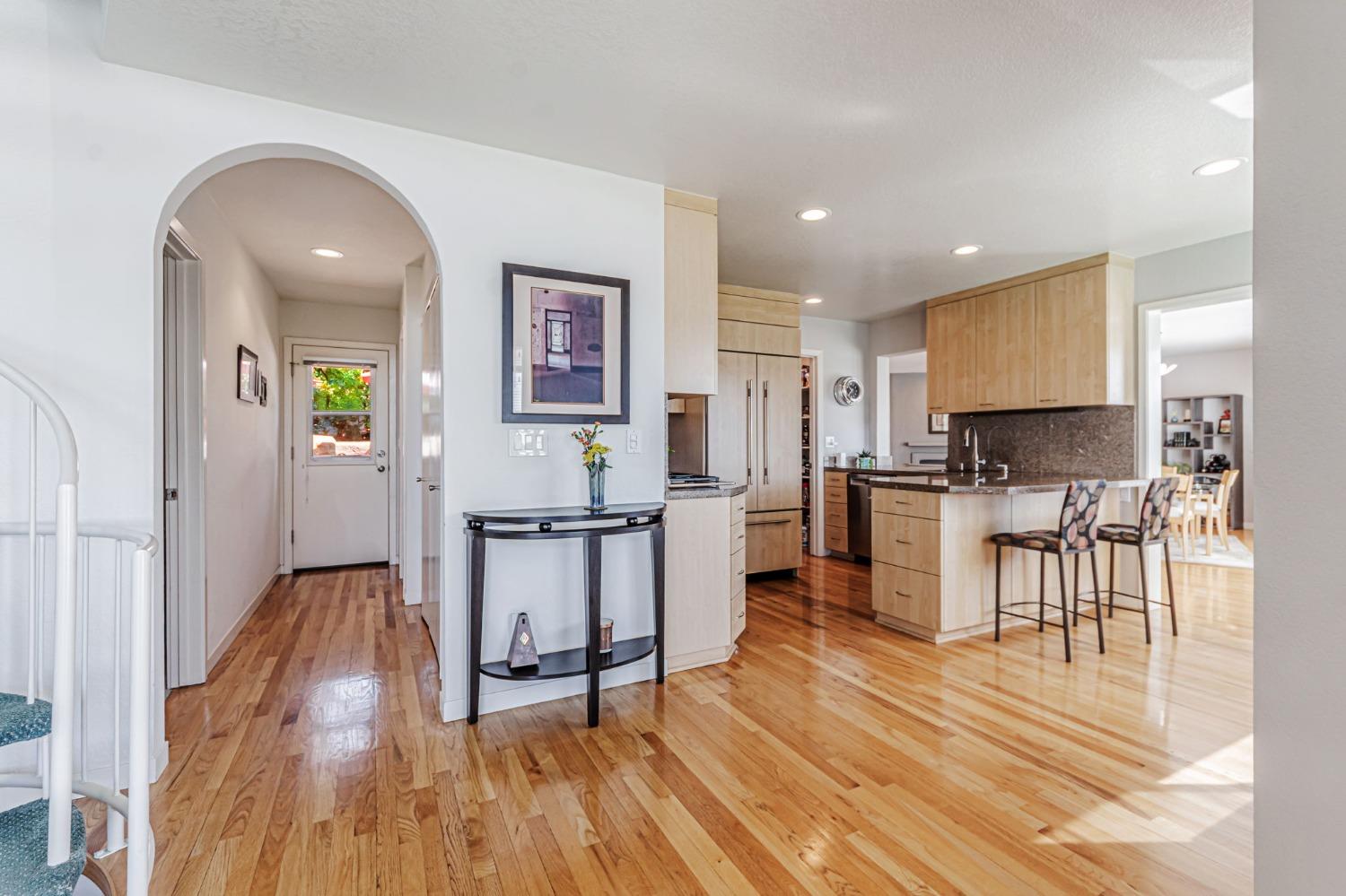 Detail Gallery Image 7 of 46 For 159 Aeolia Dr, Auburn,  CA 95603 - 3 Beds | 3 Baths