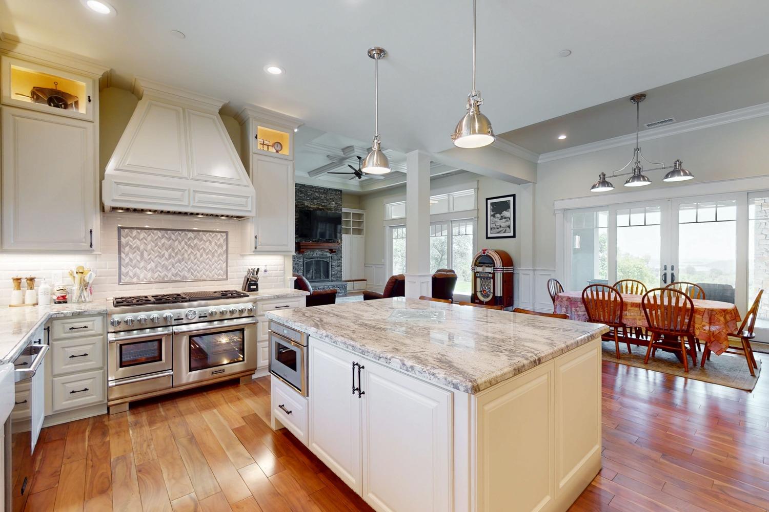 Detail Gallery Image 12 of 72 For 2483 Manhattan, Auburn,  CA 95603 - 3 Beds | 3 Baths