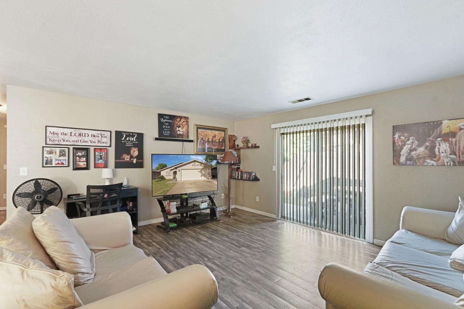 Detail Gallery Image 24 of 38 For 3460 Belleview Ave, Stockton,  CA 95206 - 3 Beds | 2 Baths