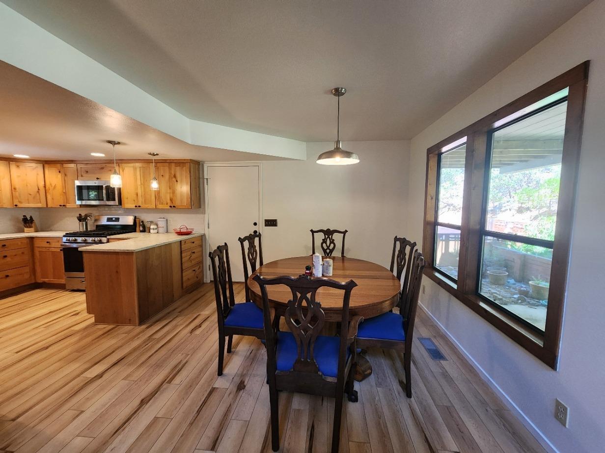 Detail Gallery Image 14 of 84 For 26085 Meadow Dr, Pioneer,  CA 95666 - 3 Beds | 2/1 Baths