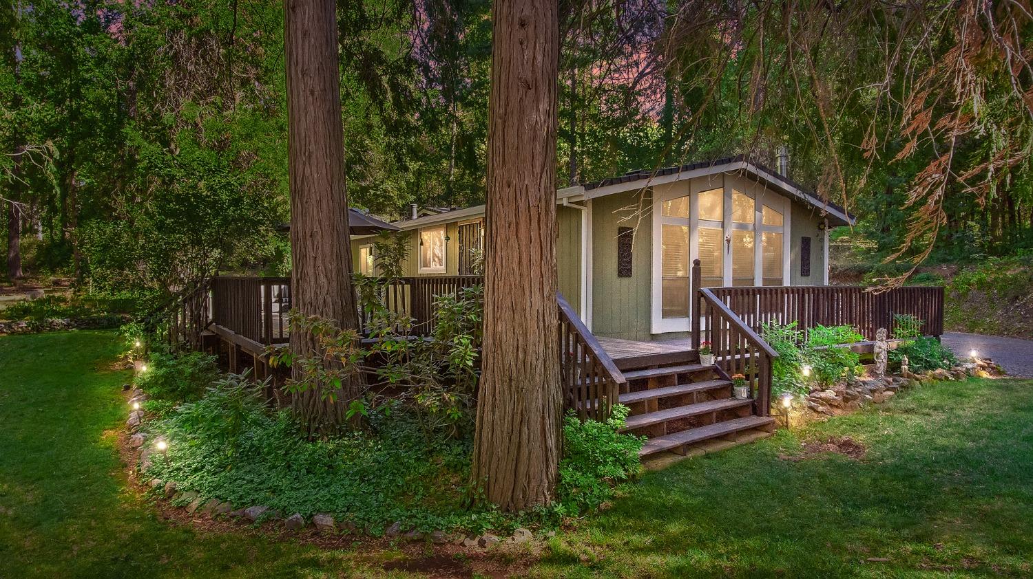 Detail Gallery Image 1 of 62 For 450 Bottle Hill Rd, Georgetown,  CA 95634 - 3 Beds | 2 Baths