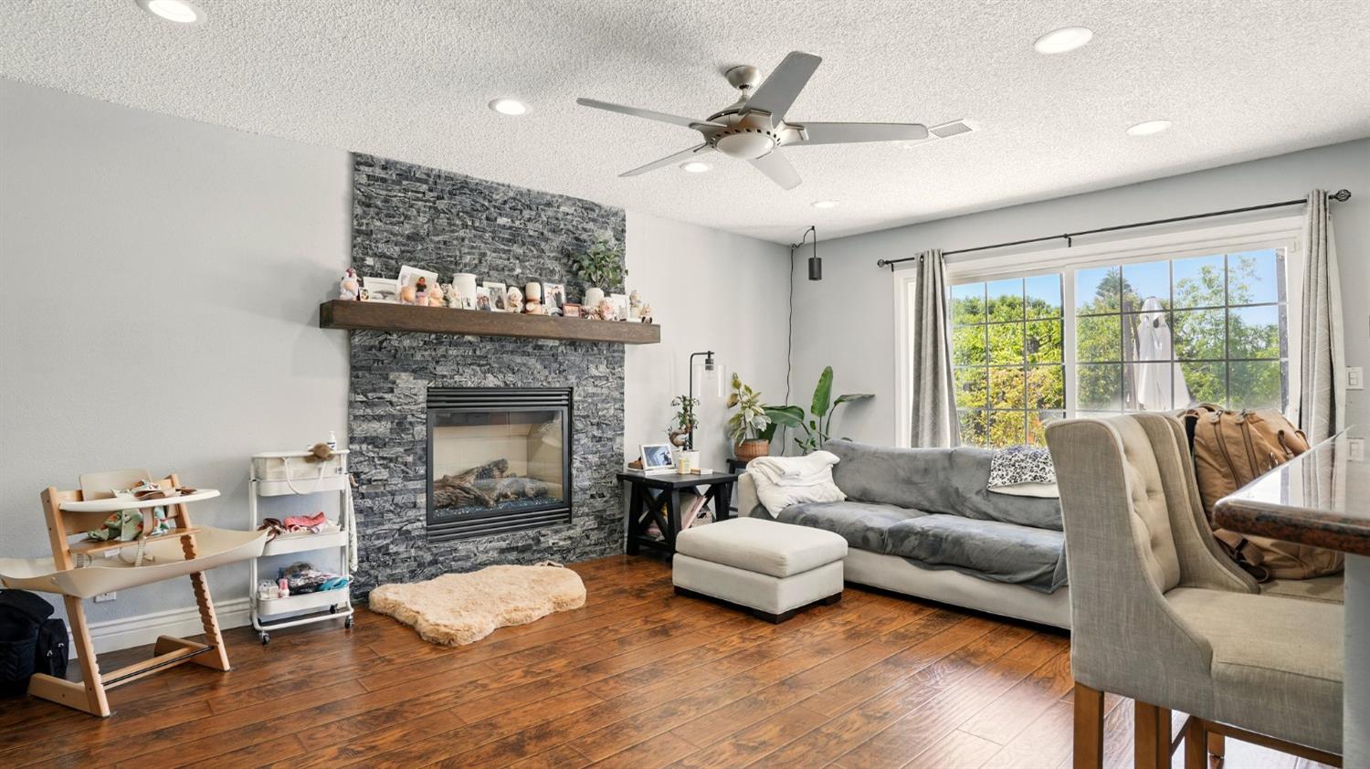 Detail Gallery Image 17 of 38 For 2885 Penitencia Creek Rd, San Jose,  CA 95132 - 4 Beds | 2/1 Baths