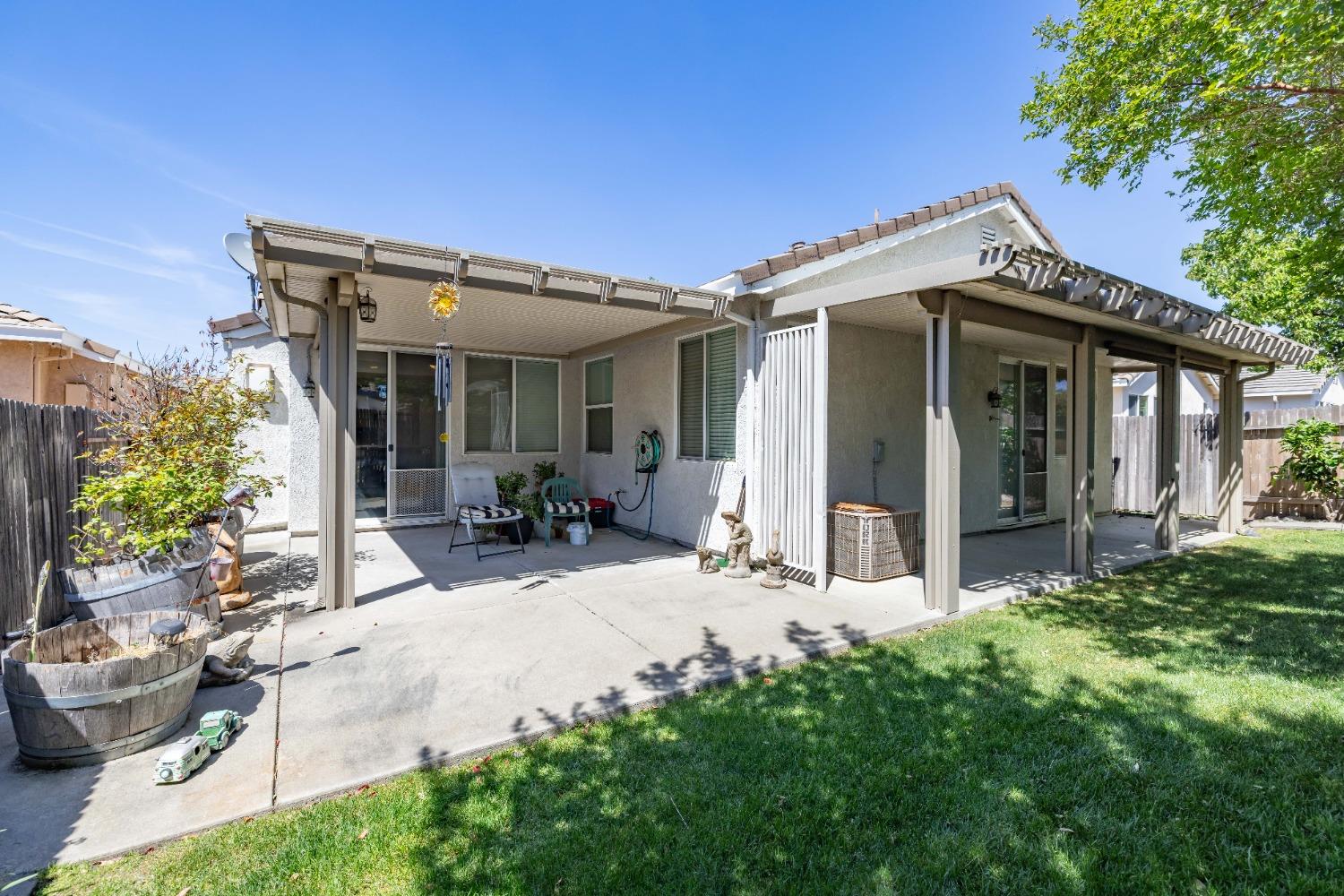 Detail Gallery Image 7 of 36 For 1524 Sandmark Dr, Sacramento,  CA 95835 - 4 Beds | 2 Baths