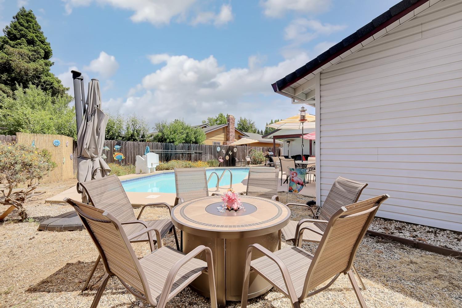 Detail Gallery Image 17 of 24 For 1722 Clark Ave, Yuba City,  CA 95991 - 3 Beds | 2 Baths