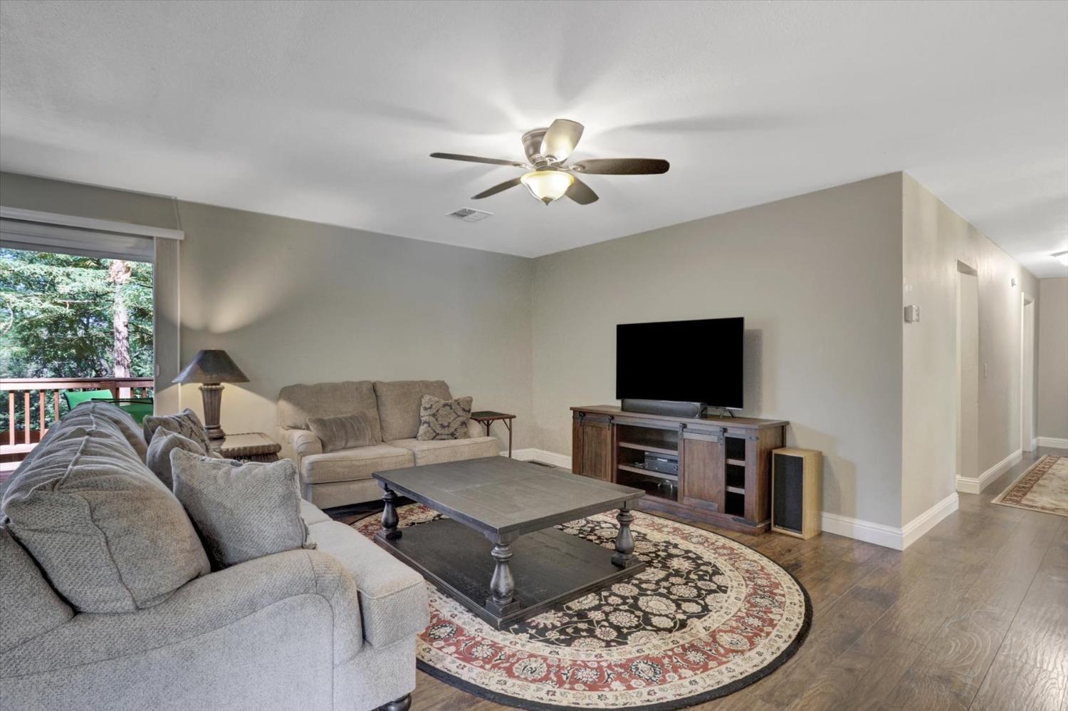 Detail Gallery Image 6 of 75 For 10286 Sugar Pine Ct, Grass Valley,  CA 95949 - 3 Beds | 2 Baths