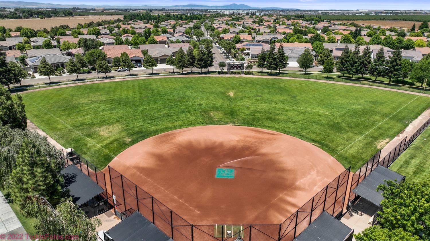 Detail Gallery Image 60 of 82 For 1392 Mill Run Ct, Manteca,  CA 95336 - 3 Beds | 2 Baths