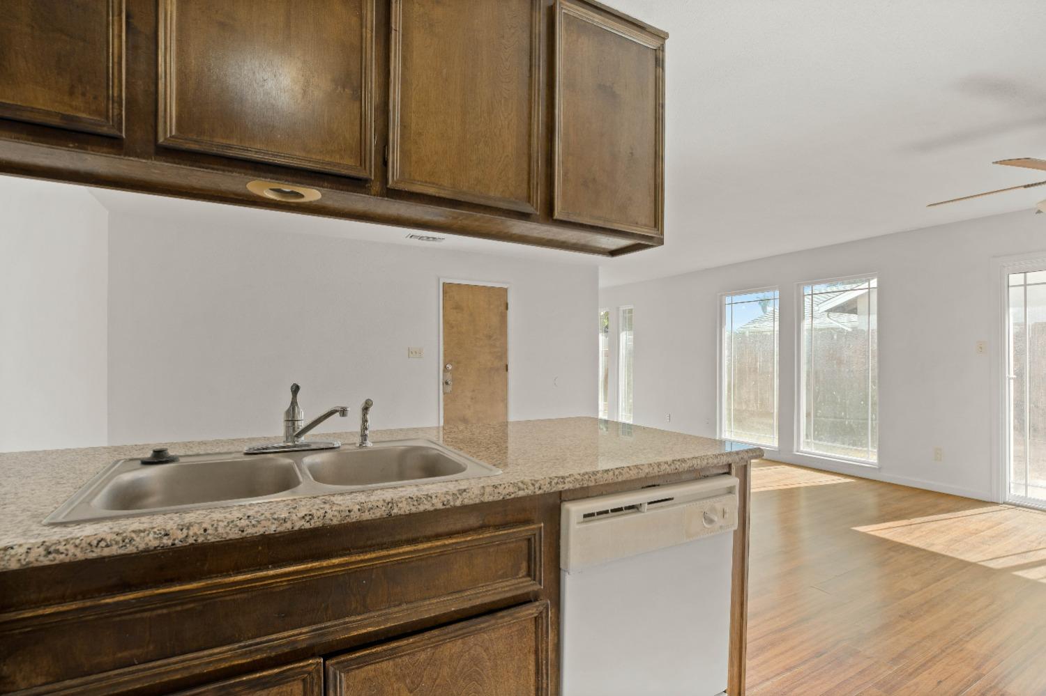 Detail Gallery Image 14 of 23 For 3014 Thimbleberry Ln, Modesto,  CA 95354 - – Beds | – Baths