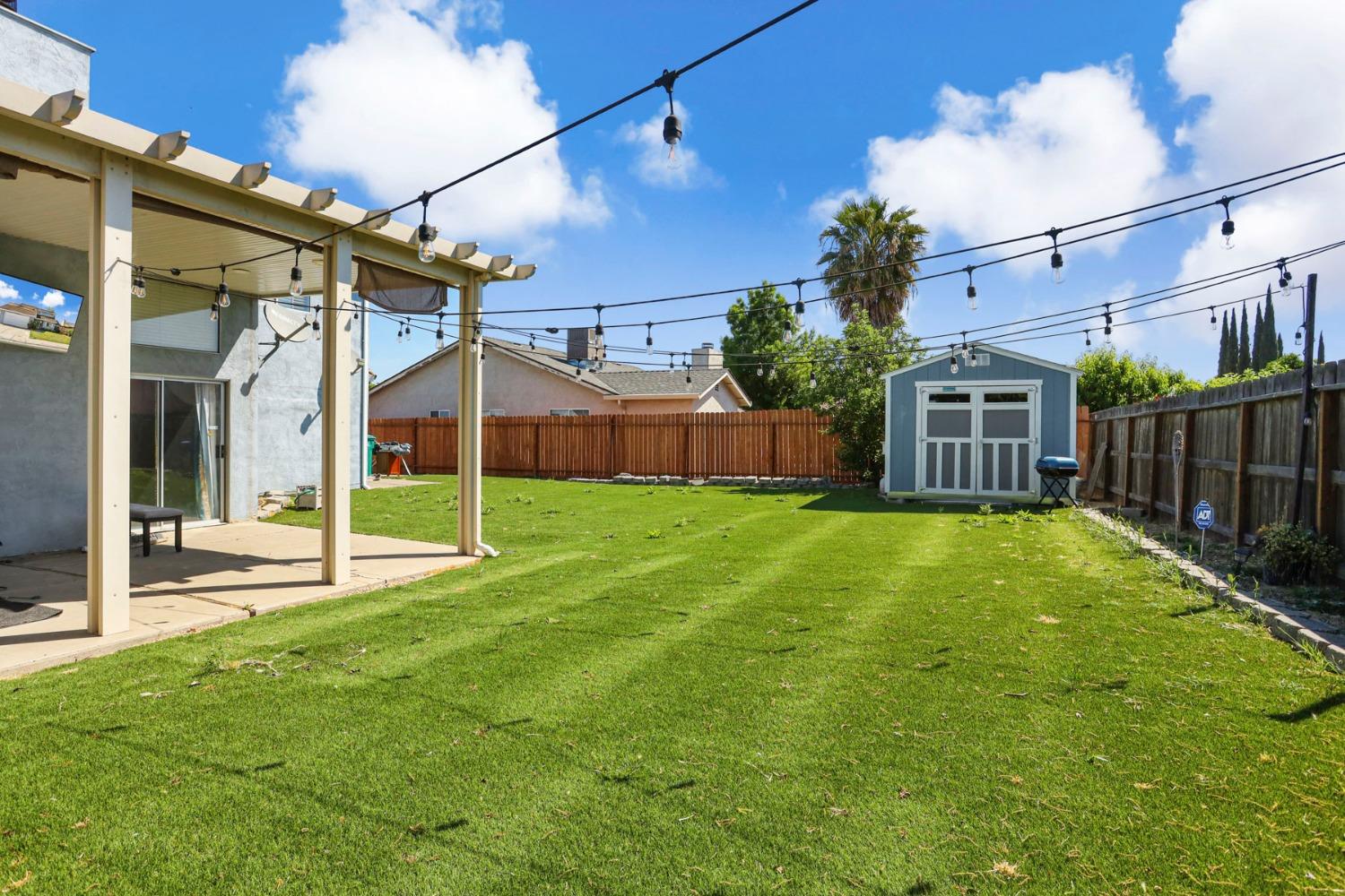 Detail Gallery Image 34 of 35 For 1122 Morning Dew Pl, Stockton,  CA 95210 - 3 Beds | 2/1 Baths