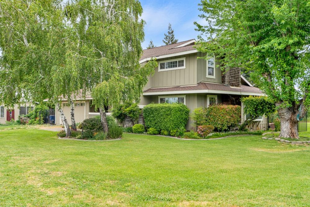 Detail Gallery Image 7 of 73 For 13043 River Rd, Walnut Grove,  CA 95690 - 3 Beds | 2/1 Baths