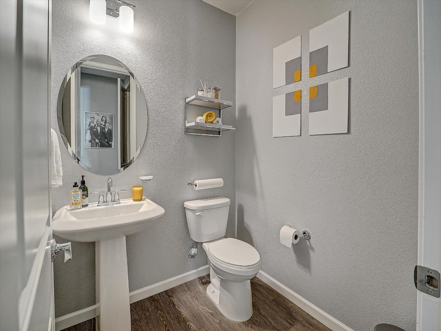 Detail Gallery Image 47 of 97 For 4474 Louvre Ln, Sacramento,  CA 95834 - 4 Beds | 3/1 Baths