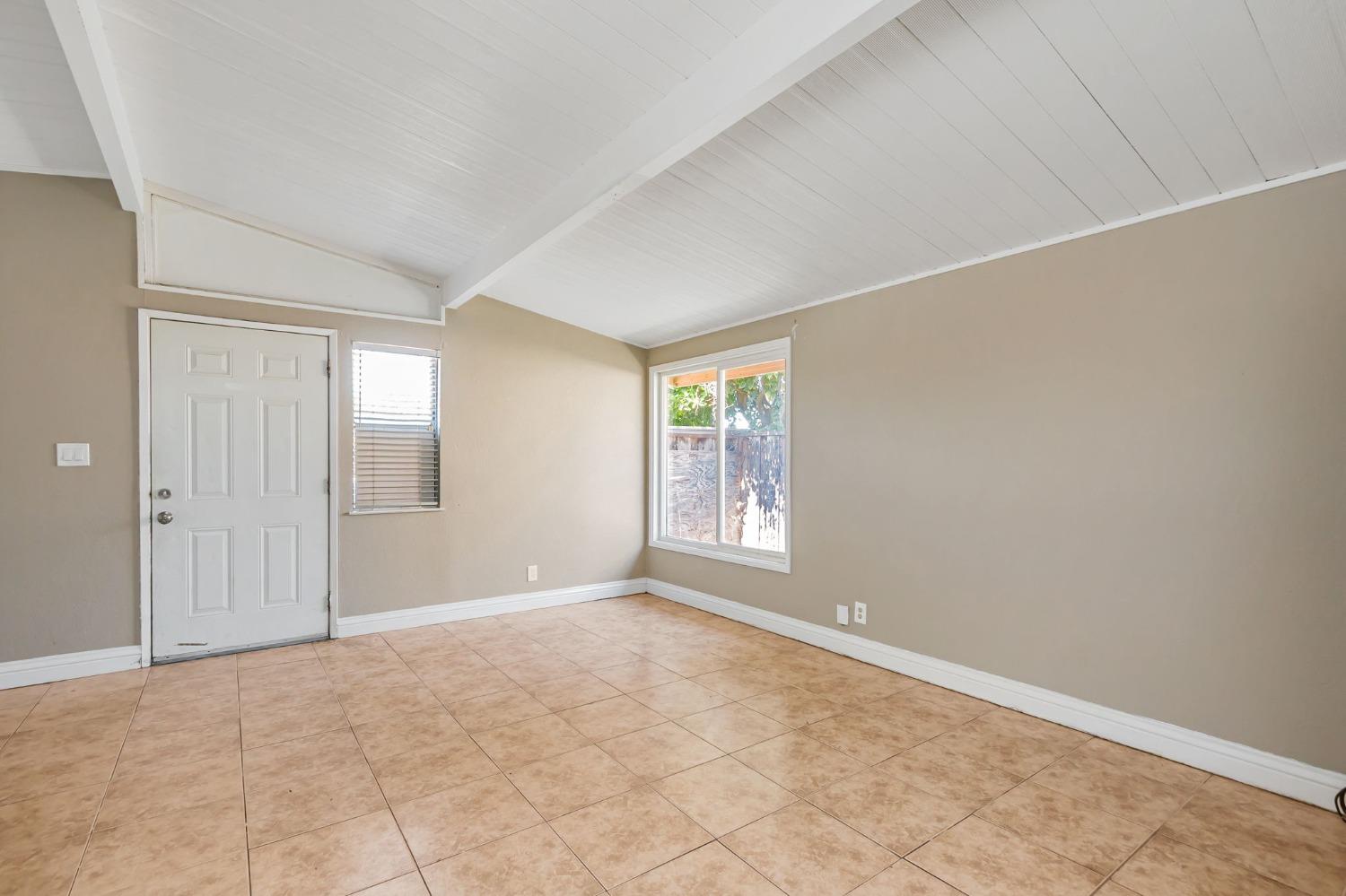 Detail Gallery Image 7 of 33 For 1742 Orlando Dr, San Jose,  CA 95122 - 3 Beds | 1 Baths