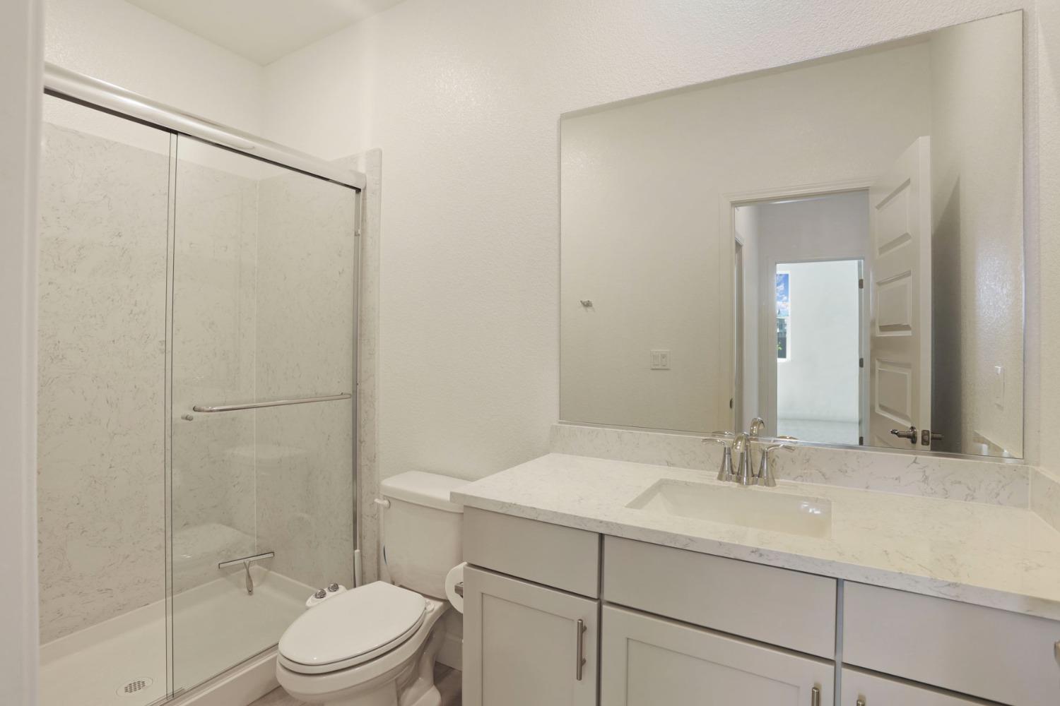 Detail Gallery Image 25 of 51 For 10332 Crab Apple Dr, Stockton,  CA 95219 - 3 Beds | 3 Baths
