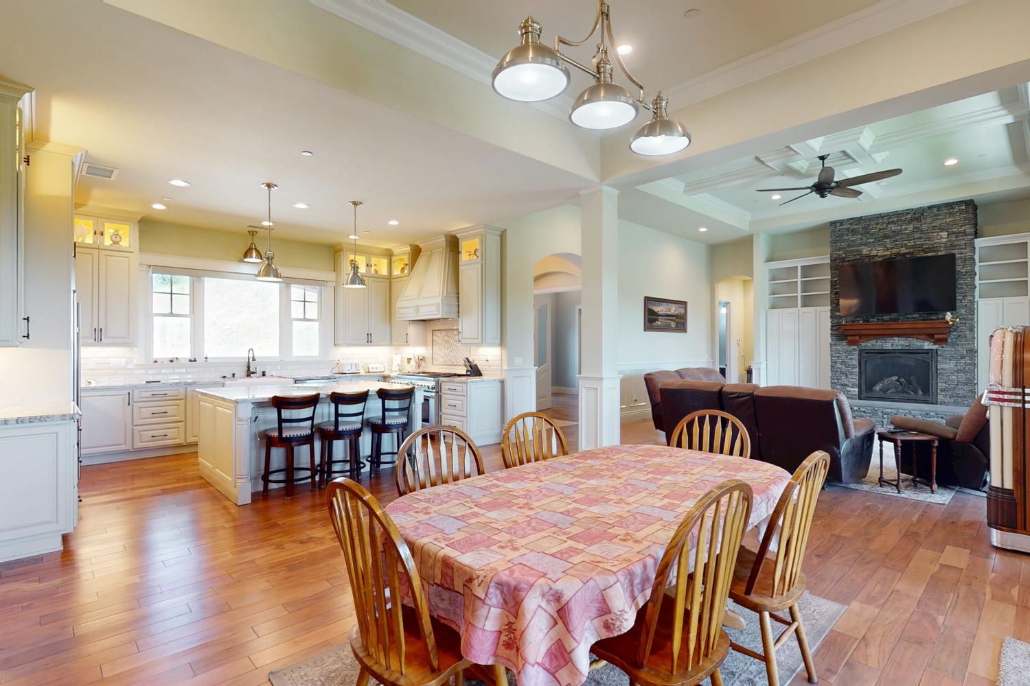 Detail Gallery Image 16 of 72 For 2483 Manhattan, Auburn,  CA 95603 - 3 Beds | 3 Baths