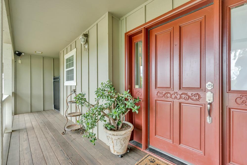 Detail Gallery Image 6 of 73 For 13043 River Rd, Walnut Grove,  CA 95690 - 3 Beds | 2/1 Baths