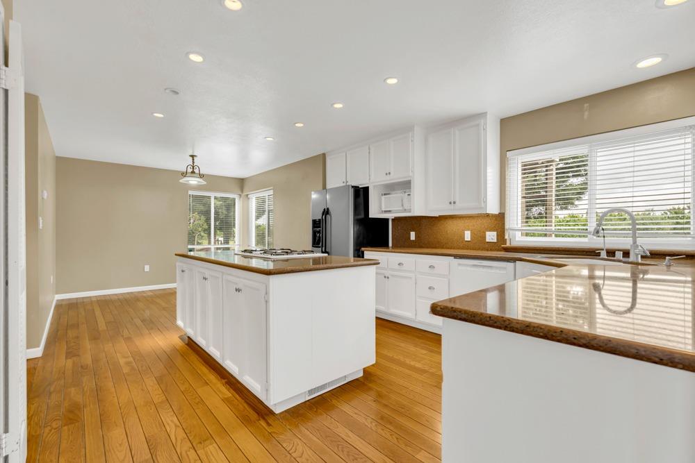 Detail Gallery Image 31 of 73 For 13043 River Rd, Walnut Grove,  CA 95690 - 3 Beds | 2/1 Baths